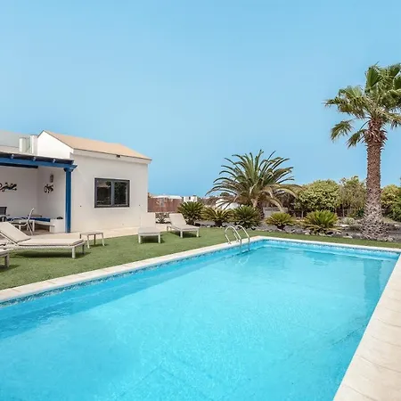 Maliva Villa Lajares